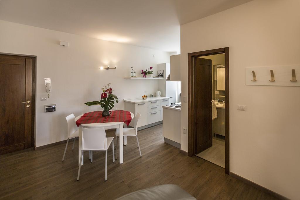 Le Servite Apartments Arco Pokoj fotografie